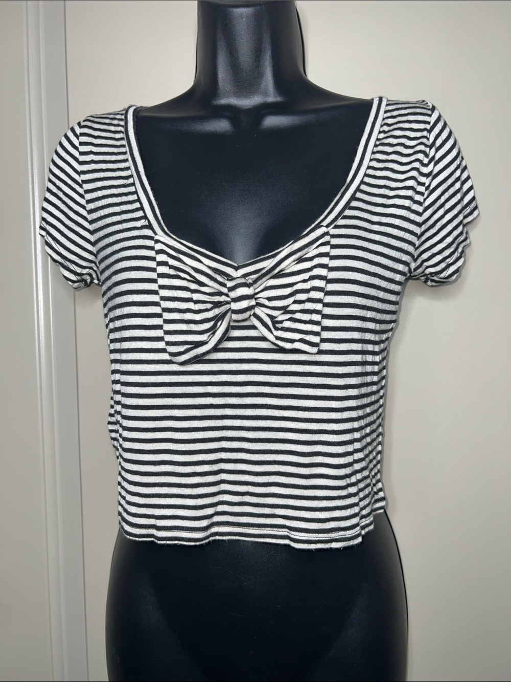 living doll Black and White Striped Bow Front Crop Top